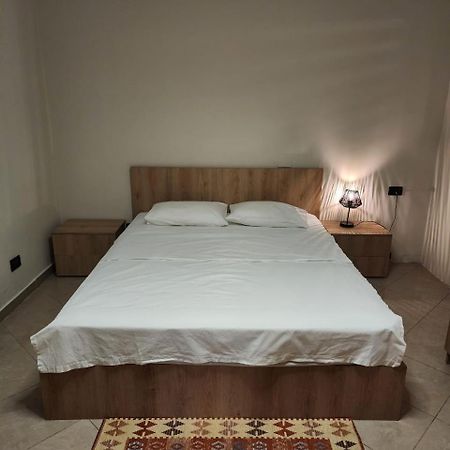 Vila 29A Тирана Екстер'єр фото
