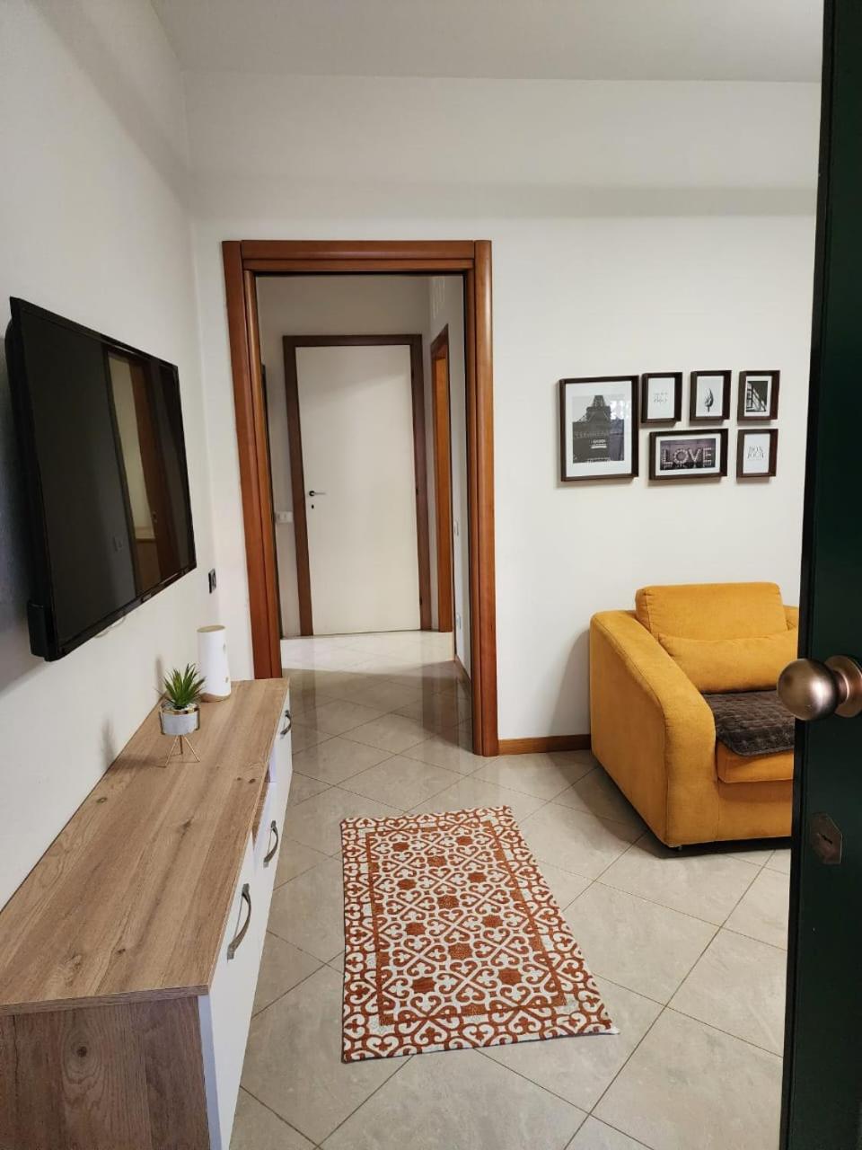 Vila 29A Тирана Екстер'єр фото